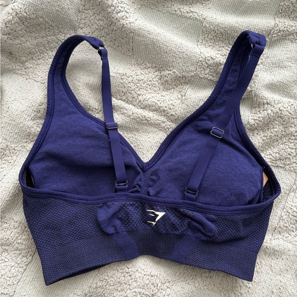 Vital Seamless V-Neck Sports Bra - Picture 2 of 4